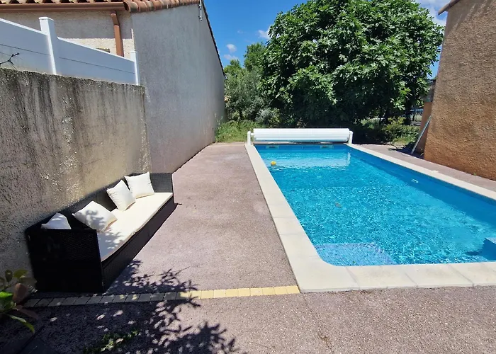 Arboree Avec Grande Piscine Willa Campagnan